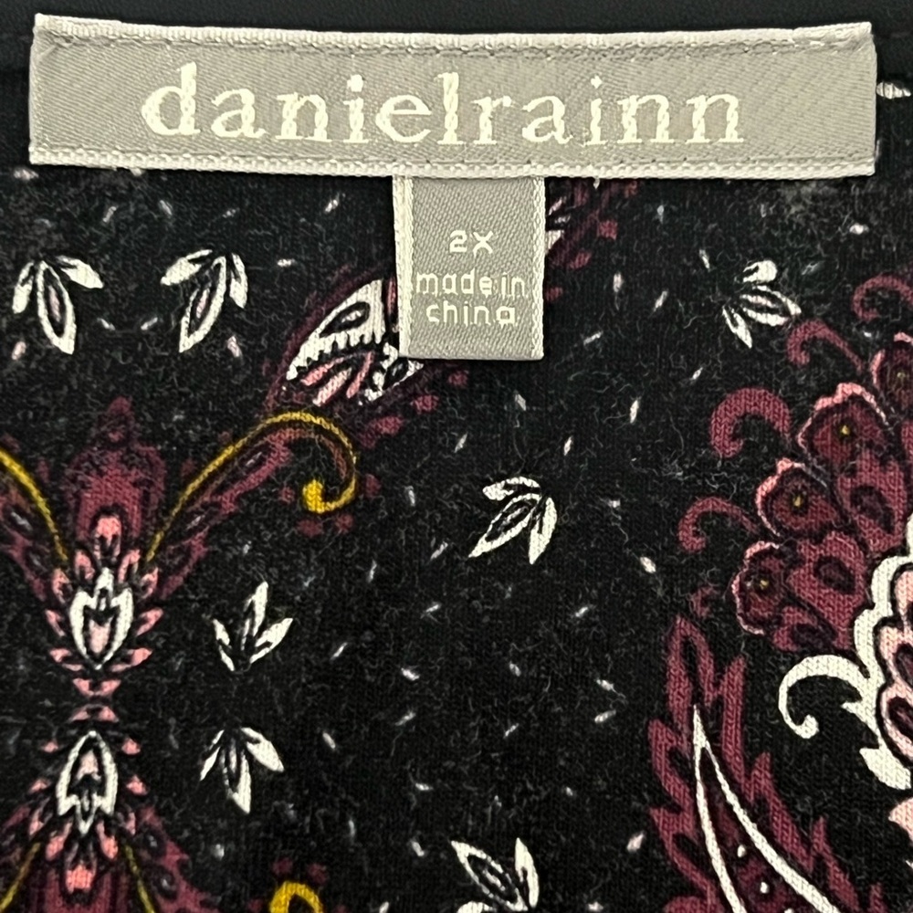 Daniel Rainn 2X Black Boho Tunic Crochet Detail Medallion Print Office Modest - Picture 6 of 8